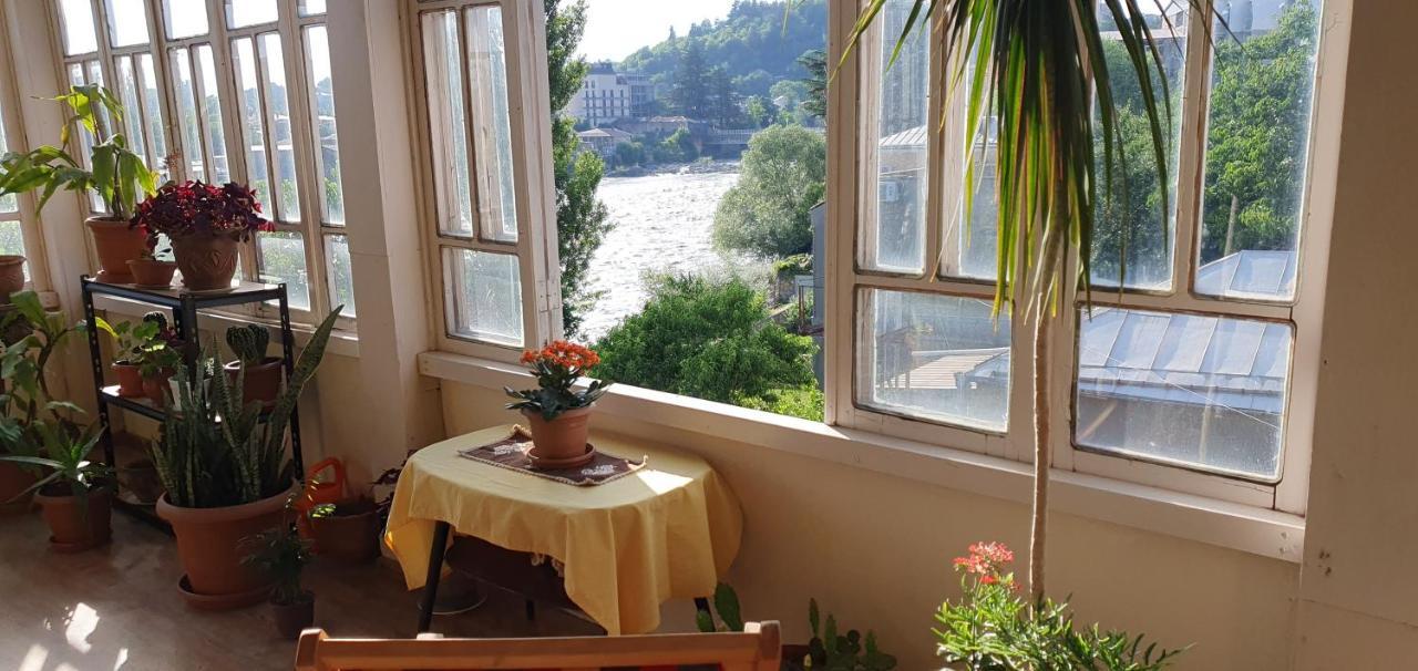 Bookinist Apartment Kutaiszi Kültér fotó