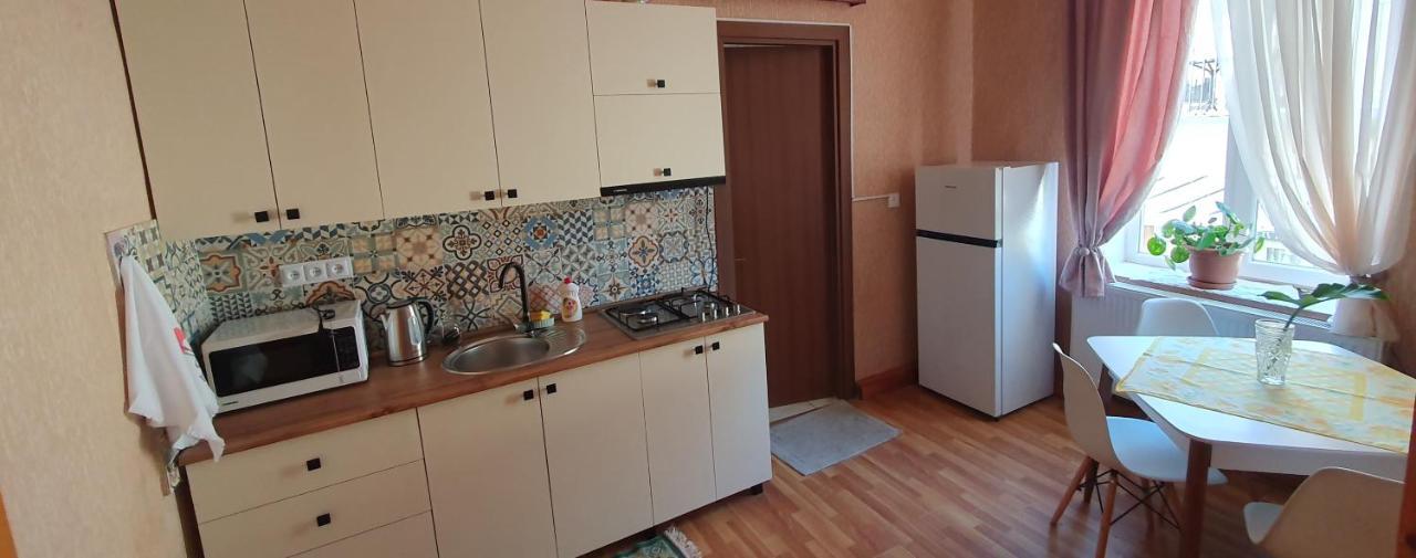 Bookinist Apartment Kutaiszi Kültér fotó