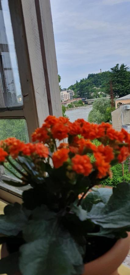 Bookinist Apartment Kutaiszi Kültér fotó